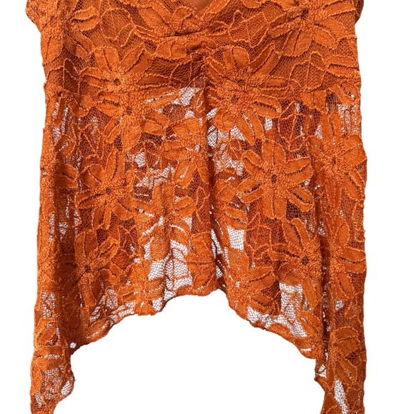 Fadedrose Women's Orange Floral Lace Top - Picture 3 of 8